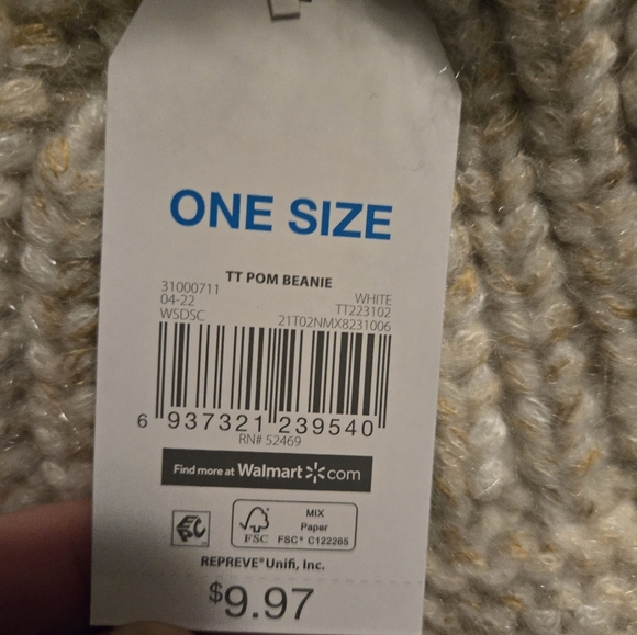 Pom beanie - Picture 2 of 3